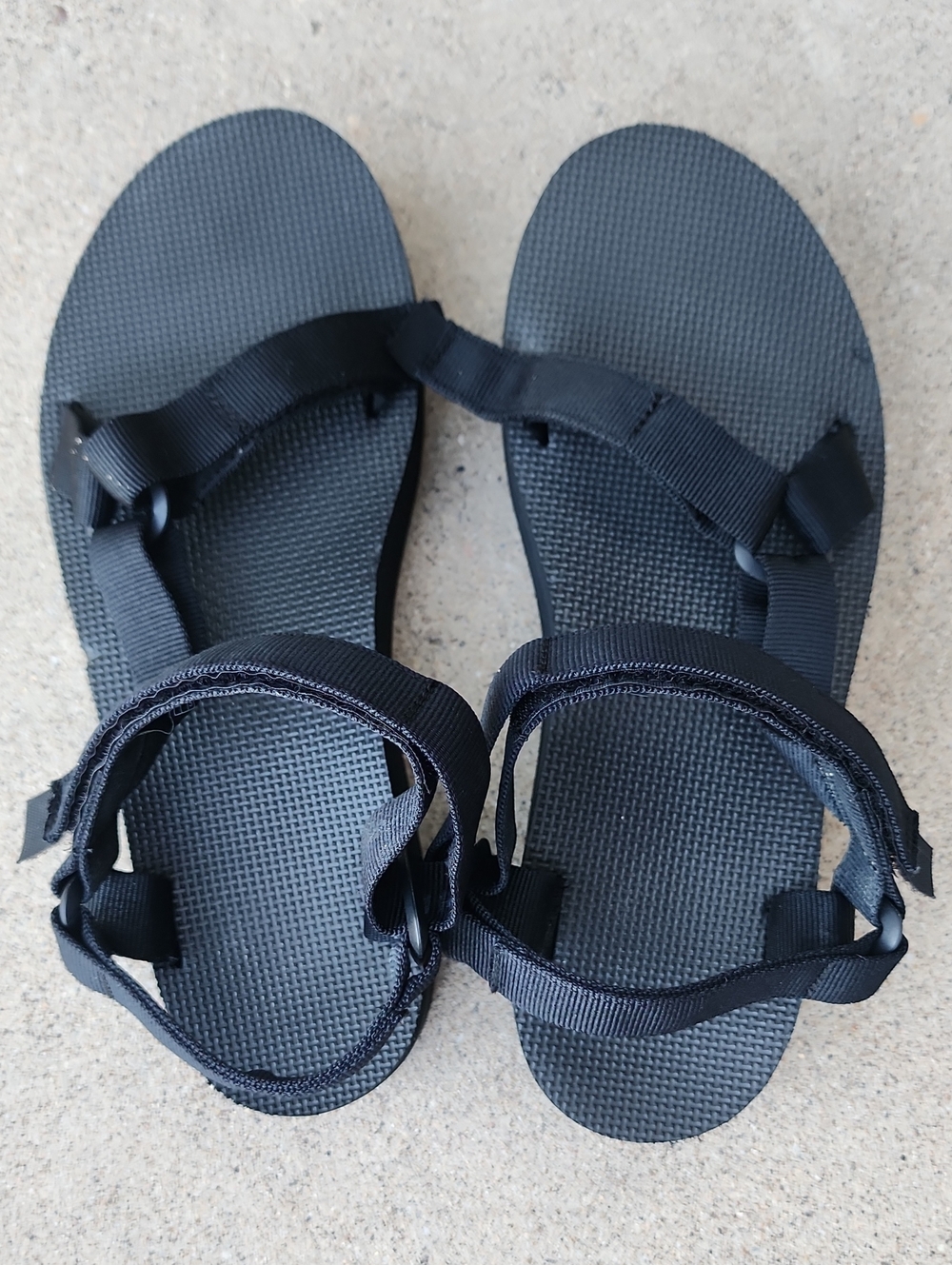Teva Black Platform Strappy Sandals - Picture 9 of 16